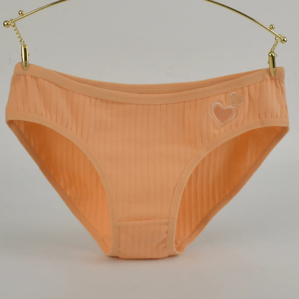 Pure Cotton Underwear Panties For Women Heart Briefs Female Triangle Underpants Woman Soft Panti Intimate sexy Lingerie Panty