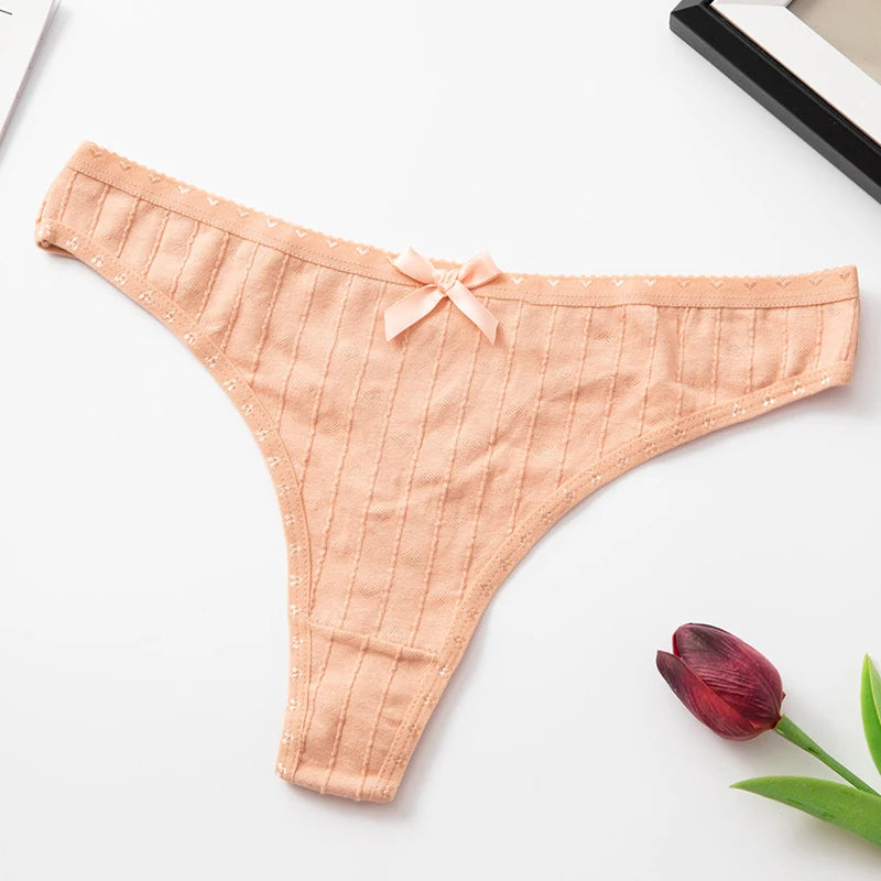 1Pcs Cotton Underwear For Woman Soft Breathable T-back Women's Panties Female Low-Rise Thongs Intimates BANNIROU