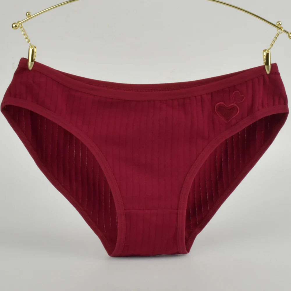 Pure Cotton Underwear Panties For Women Heart Briefs Female Triangle Underpants Woman Soft Panti Intimate sexy Lingerie Panty