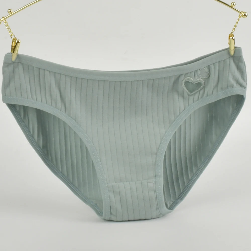 Pure Cotton Underwear Panties For Women Heart Briefs Female Triangle Underpants Woman Soft Panti Intimate sexy Lingerie Panty